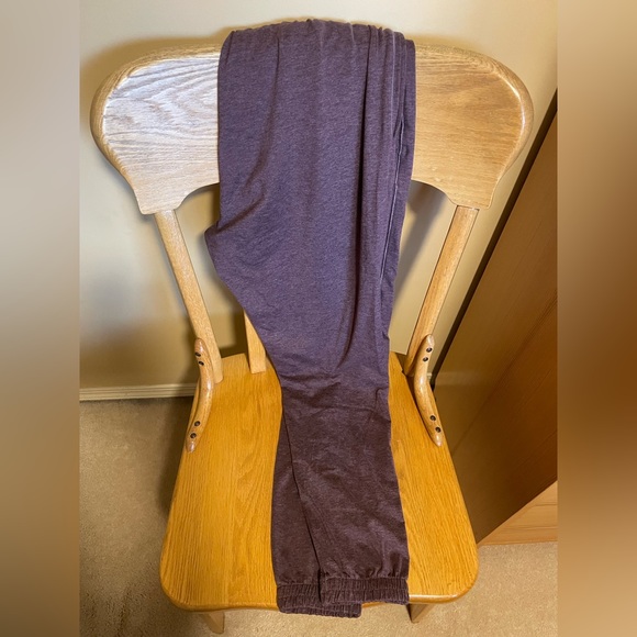 Girlfriend Collective Reset Jogger (S) - Picture 3 of 3